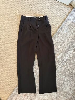 NWOT ARITZIA Wilfred Effortless Pant Crepette